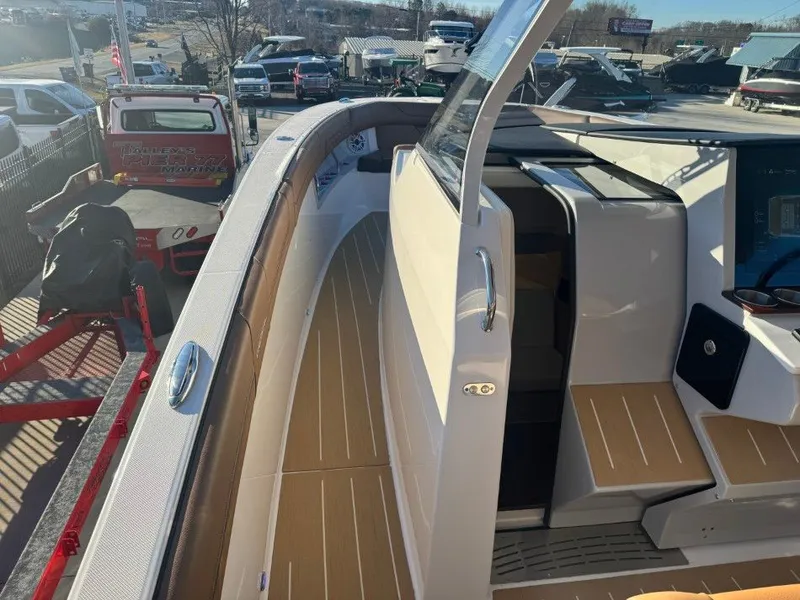 Slide: The Image of Regal 38 Surf Ultimate 2026 - 39