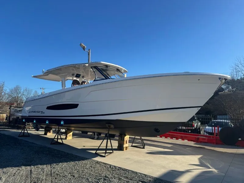 Slide: The Image of Regal 38 Surf Ultimate 2026 - 81