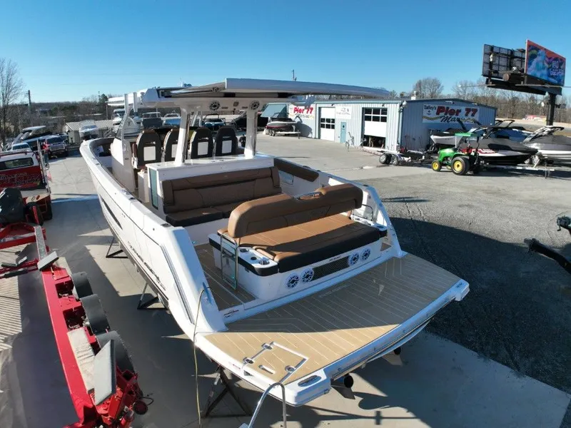 Slide: The Image of Regal 38 Surf Ultimate 2026 - 9