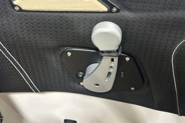 Slide: The Image of Centurion Nv213 2025 - 5