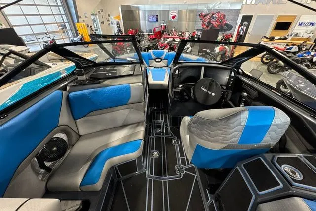 Slide: The Image of Centurion Ri245 2025 - 5