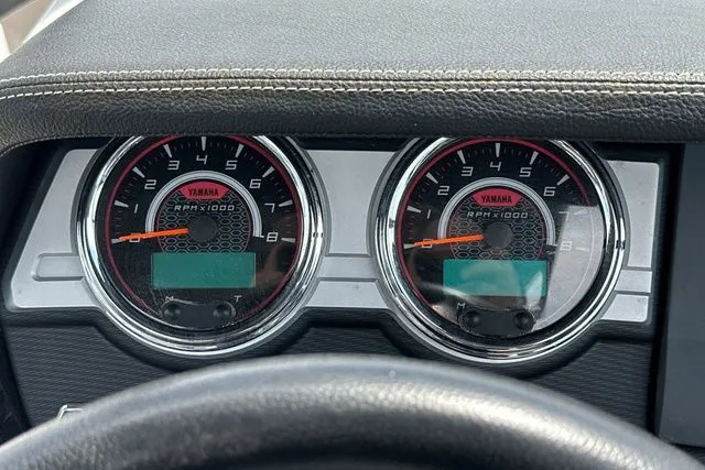 Slide: The Image of Yamaha E SERIES 2017 - 19