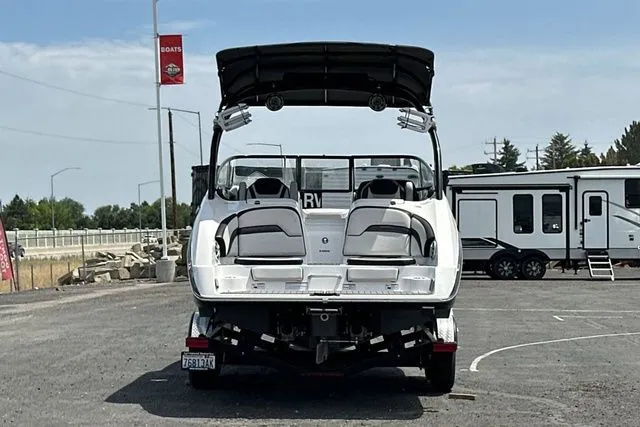 Slide: The Image of Yamaha E SERIES 2017 - 3