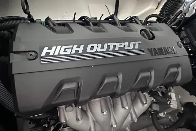 Slide: The Image of 2022 Yamaha AR250 high output engine, showcasing powerful performance features. - 20