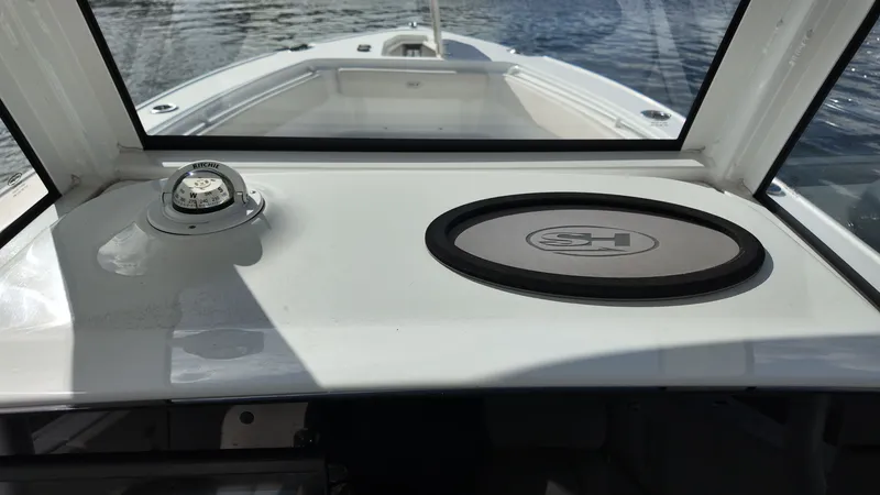 Slide: The Image of Sea Hunt Ultra 265 SE 2023 - 17