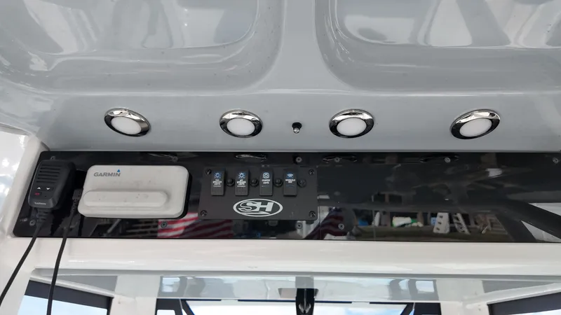 Slide: The Image of Sea Hunt Ultra 265 SE 2023 - 18