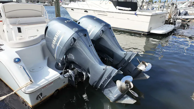 Slide: The Image of Sea Hunt Ultra 265 SE 2023 - 3