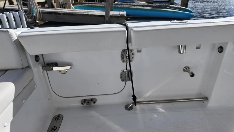 Slide: The Image of Sea Hunt Ultra 265 SE 2023 - 5