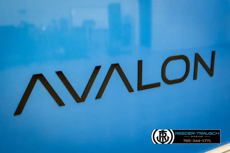 Slide: The Image of 2026 Avalon LSZ QLS logo on blue background, Reeder-Trausch Marine branding. - 49