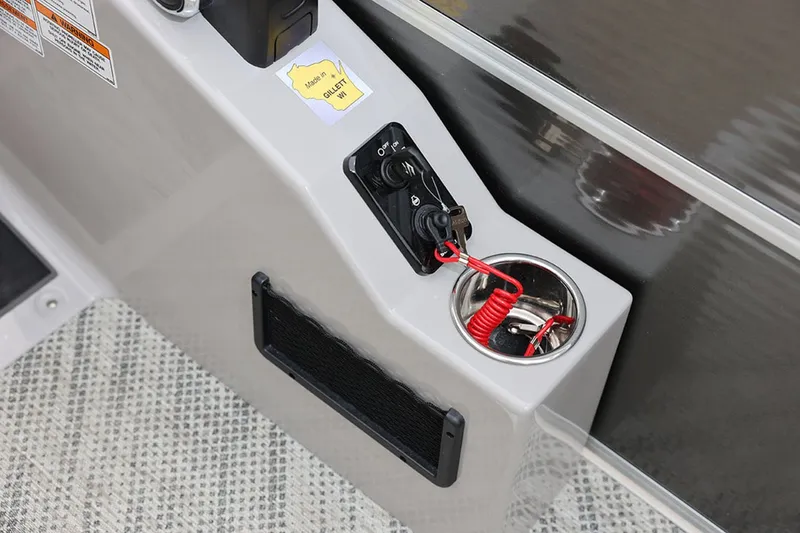 Slide: The Image of Montego Bay C8520-2H-DELUXE 2025 - 18