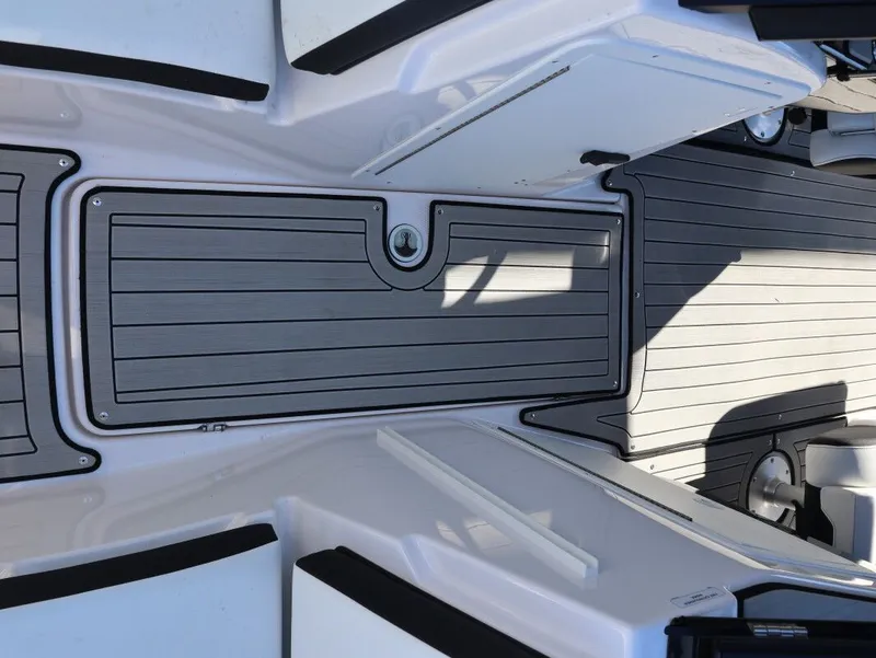 Slide: The Image of Yamaha 222S 2026 - 14