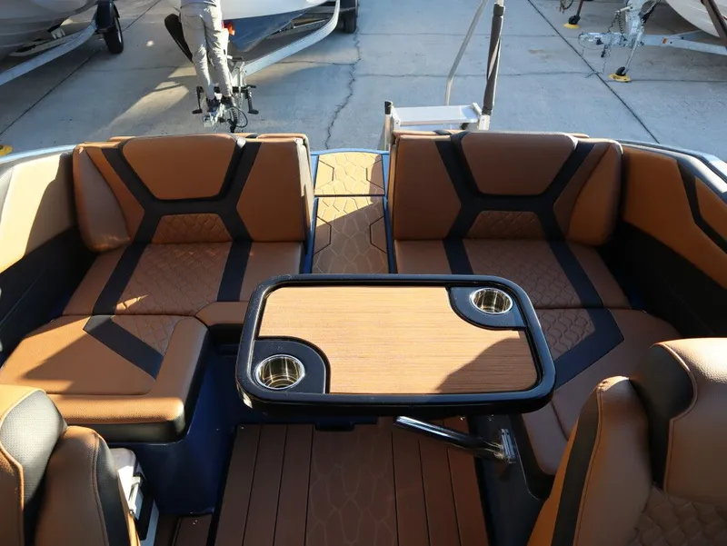 Slide: The Image of Yamaha 222XE 2026 - 14