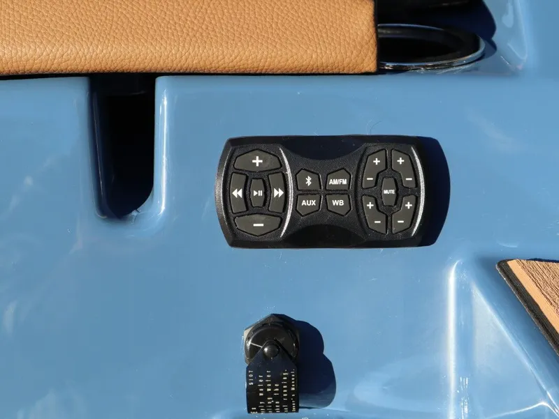 Slide: The Image of Yamaha 222XE 2026 - 9