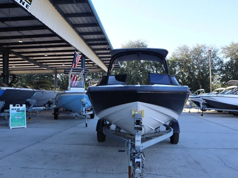 Slide: The Image of Yamaha AR195 2019 - 4