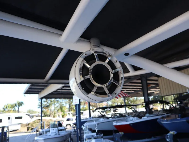 Slide: The Image of Yamaha 252SD 2023 - 7