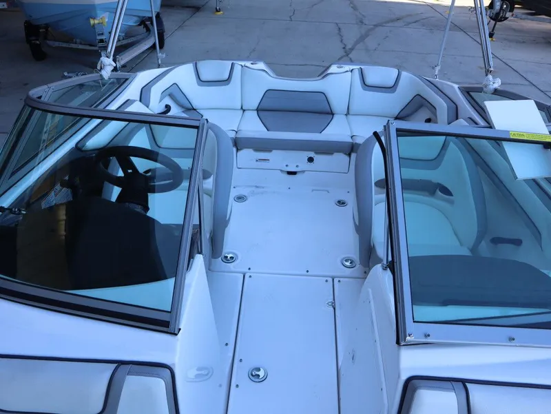 Slide: The Image of Yamaha SX190 2017 - 12