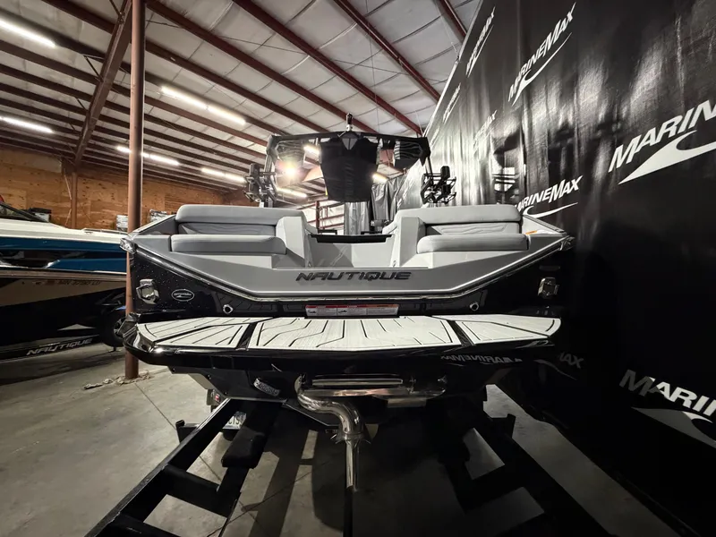Slide: The Image of Nautique Super Air Nautique G23 2026 - 6