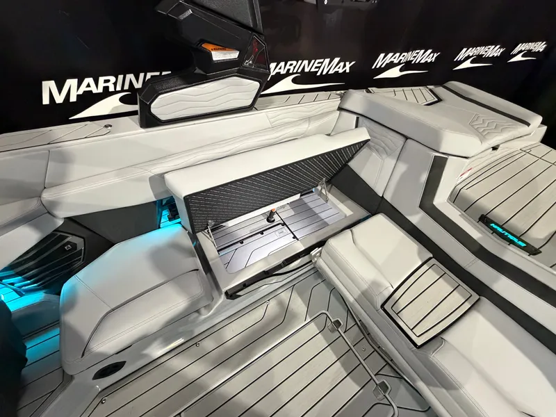 Slide: The Image of Nautique Super Air Nautique G23 2026 - 23