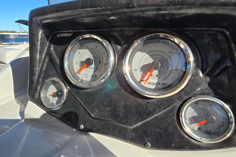 Slide: The Image of Dashboard of 2023 G3 Select 22RC boat with speedometer and tachometer. - 28