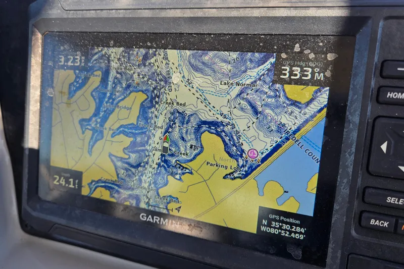 Slide: The Image of Garmin GPS displaying Lake Norman map on 2023 G3 Select 22RC boat. - 38