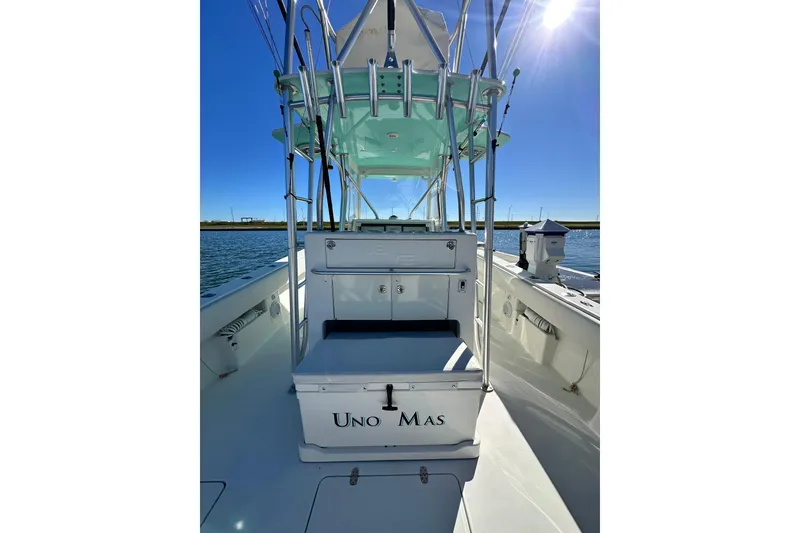 Slide: The Image of 2013 SeaVee 39B Center Console boat on water, sunny day, clear sky. - 27