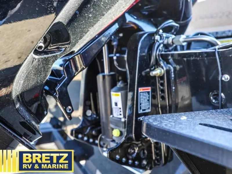 Slide: The Image of Pro V-175 Combo 2026 - 12