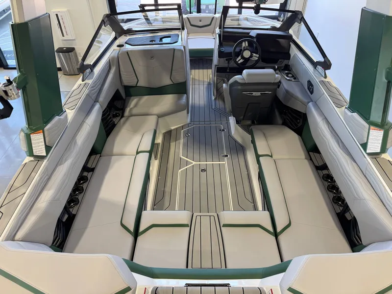 Slide: The Image of Nautique Super Air Nautique G23 2025 - 13