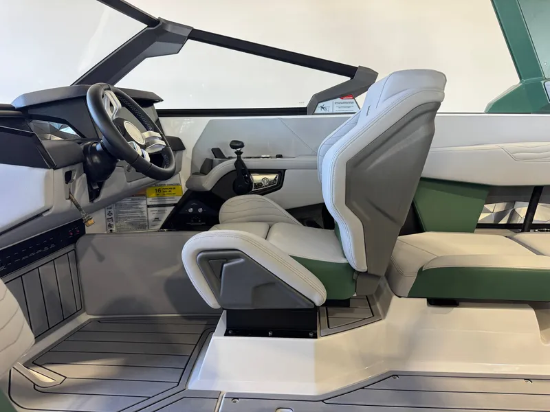 Slide: The Image of Nautique Super Air Nautique G23 2025 - 23