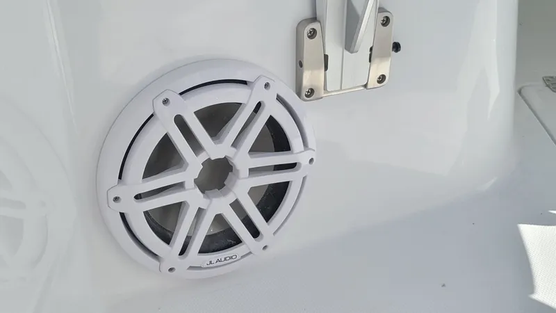 Slide: The Image of Wellcraft 223 Fisherman 2026 - 17