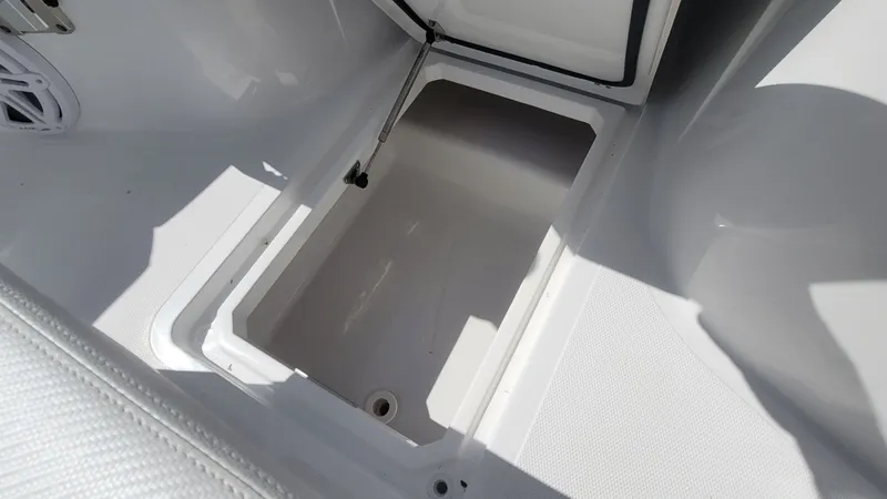 Slide: The Image of Wellcraft 223 Fisherman 2026 - 25