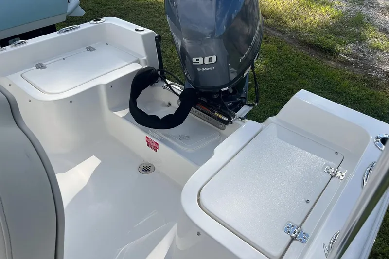 Slide: The Image of 2026 Key West 1720 Center Console boat with Yamaha 90 engine, white deck. - 6