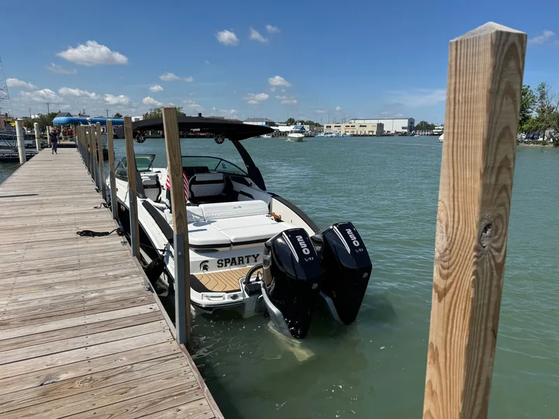 Slide: The Image of Sea Ray SLX 280 2024 - 3