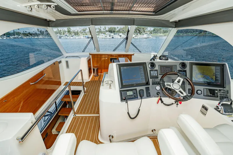 Slide: The Image of Manufacturer Provided Image: Maritimo 470 Offshore Convertible Flybridge Layout - 74