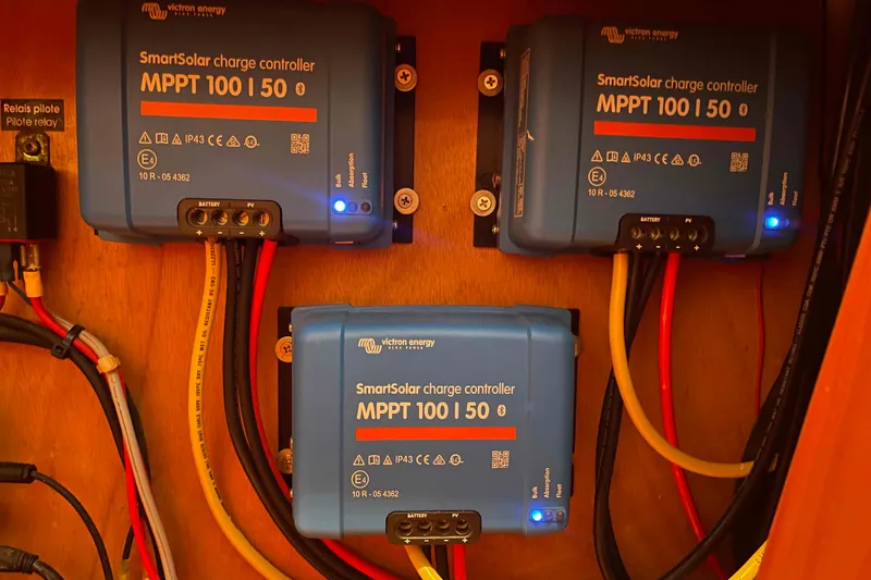 Slide: The Image of LiFePO4 battery, Ampere Time, 12V 200Ah, in 2003 Lagoon 410-S2 model. - 28
