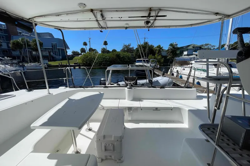 Slide: The Image of Box of Garmin ECHOMAP UHD2 94SV with transducer, featuring advanced mapping technology. - 73