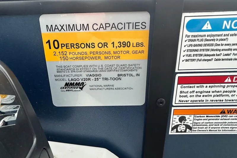 Slide: The Image of Maximum capacity label for Viaggio Lago V-R 2025 boat, 10 persons or 1,390 lbs. - 13