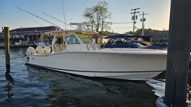 Slide: The Image of Scout 355 LXF 2019 - 40