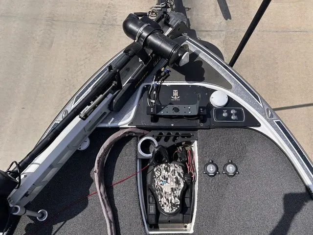 Slide: The Image of Nitro Z19 2017 - 11