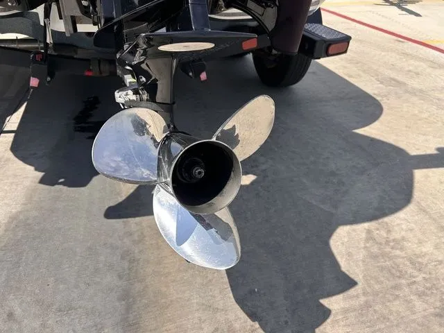 Slide: The Image of Nitro Z19 2017 - 5