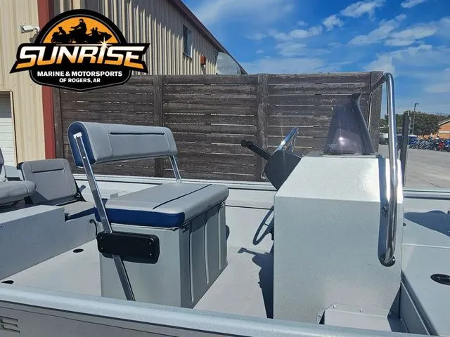 Slide: The Image of G3 Gator Tough 18 CCJ DLX 2026 - 12