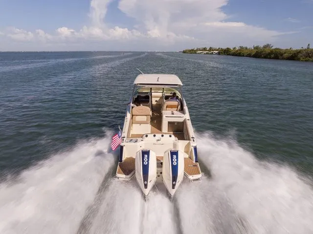 Slide: The Image of Chris-Craft 28 Calypso 2026 - 3