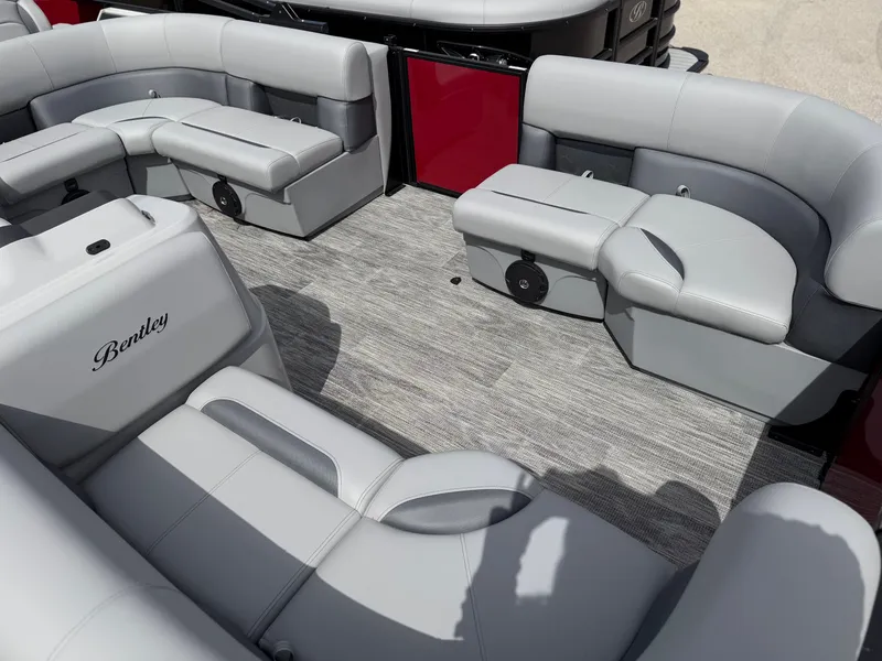 Slide: The Image of Bentley Pontoons FISH 200 FISH-N-CRUISE 2026 - 6