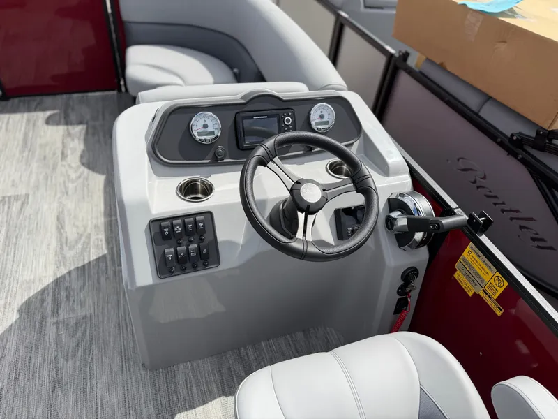 Slide: The Image of Bentley Pontoons FISH 200 FISH-N-CRUISE 2026 - 9