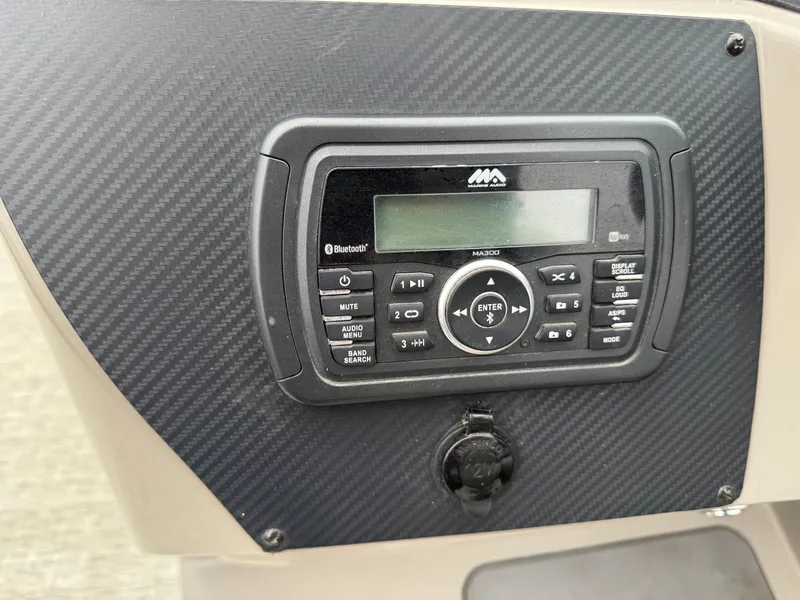 Slide: The Image of Premier 220 Explorer Pontoon 2018 - 29