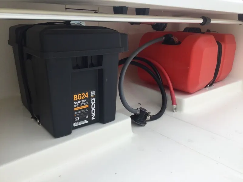 Slide: The Image of Mako PRO SKIFF 13CC 2026 - 12