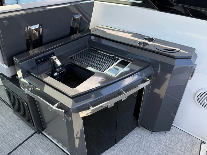 Slide: The Image of Cobalt A36 2019 - 13