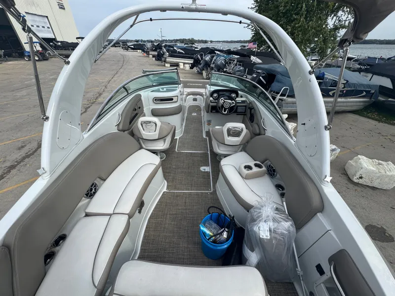 Slide: The Image of Crownline Boats E275 2019 - 10