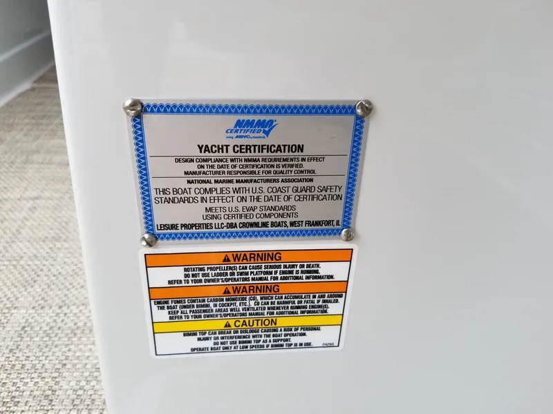 Slide: The Image of Crownline Boats E275 2019 - 26