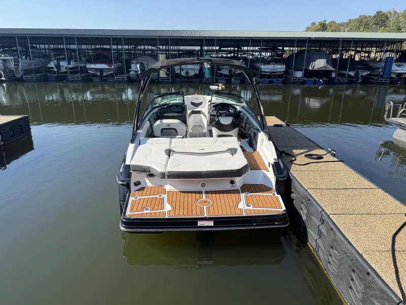 Slide: The Image of Monterey 218SS Super Sport 2017 - 8