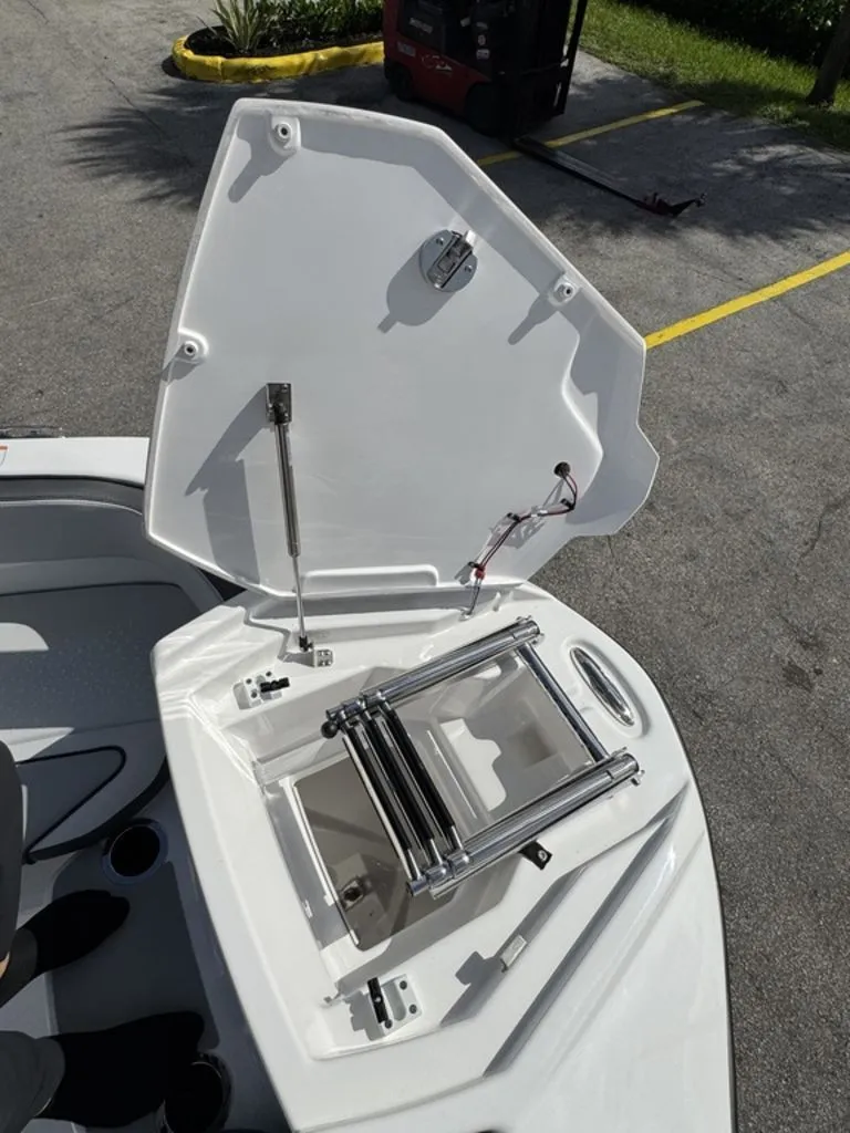 Slide: The Image of Yamaha AR250 2026 - 20